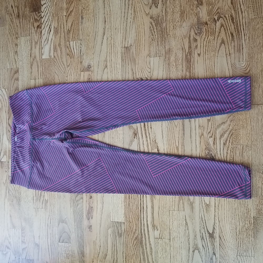 (L) Reebok Geometric Leggings Comfy Athletic Stretch Athleisure Activewear
